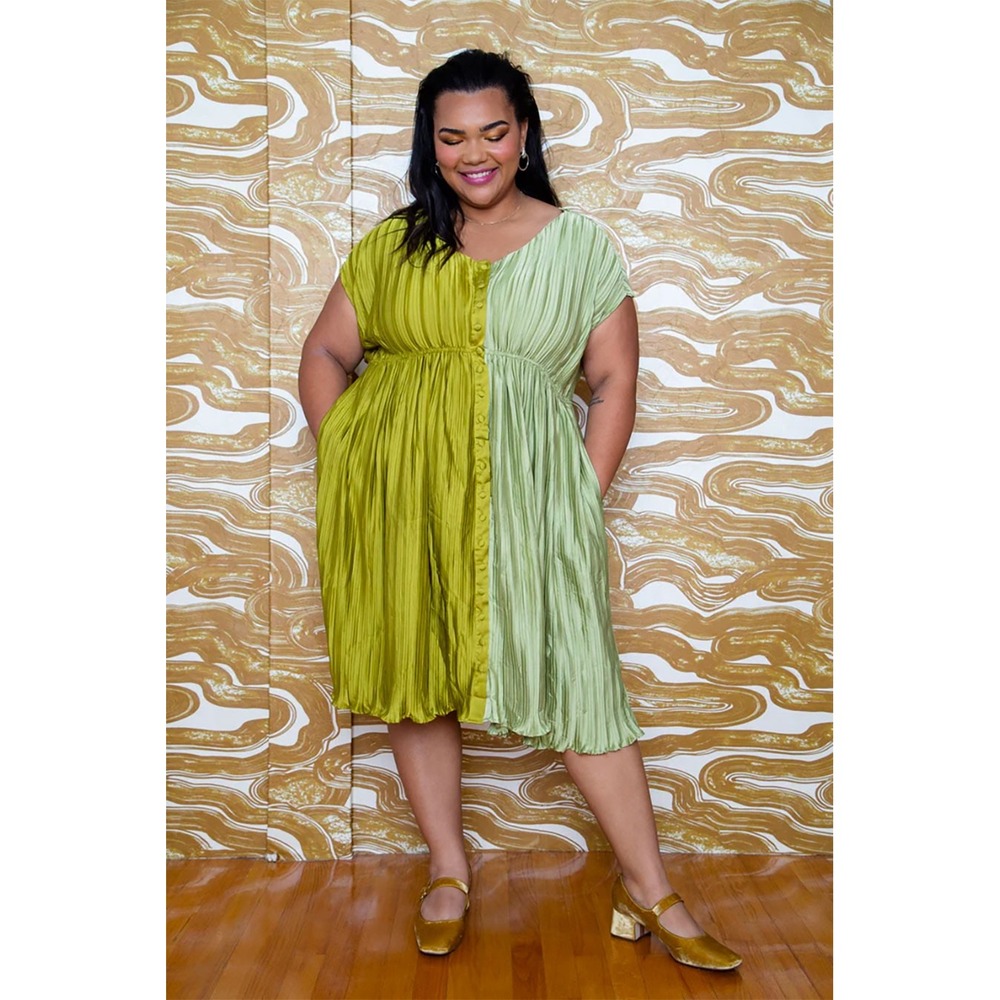 Tamara Malas Green Colorblock Plisse Penelope Pleated Satin Dress 14 / 16